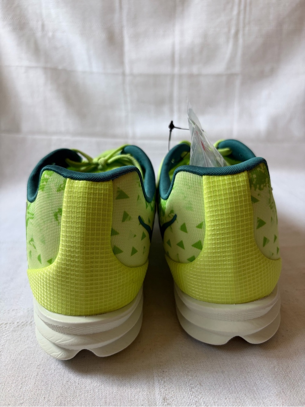 Hoka One One Crescendo XC Green Track Spike Running Shoes Men's Size 9.5 - Picture 4 of 8